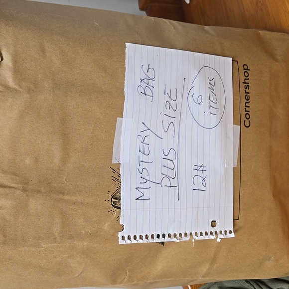 Mystery Bag plus size 6 pieces - Picture 1 of 2